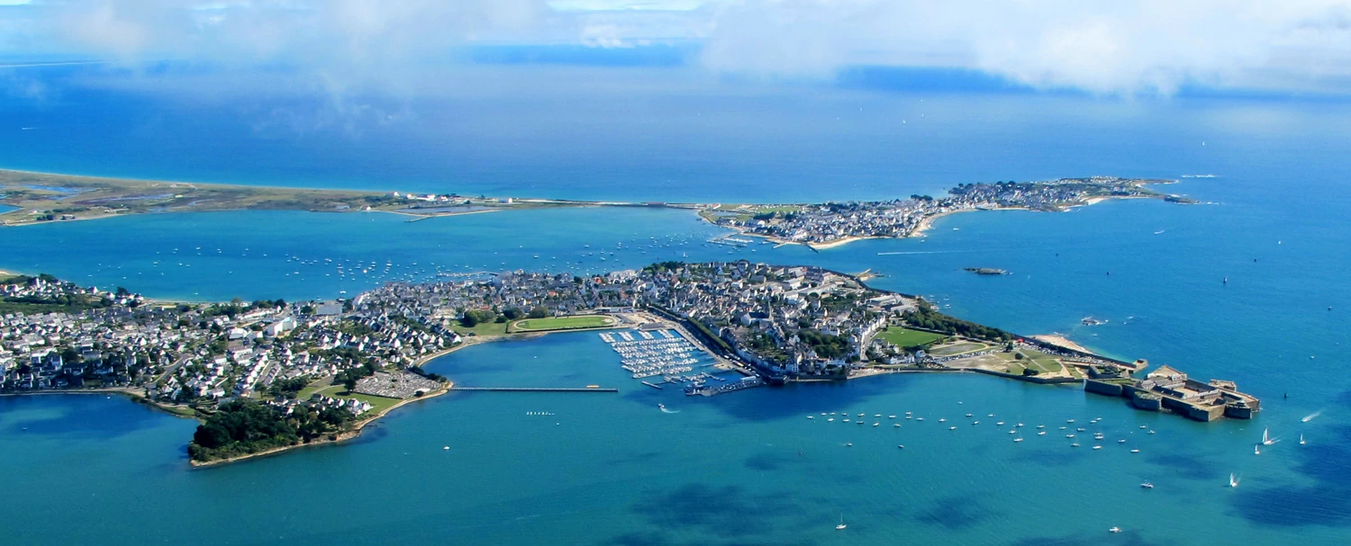 2011_08_12_004_Port-Louis.webp
